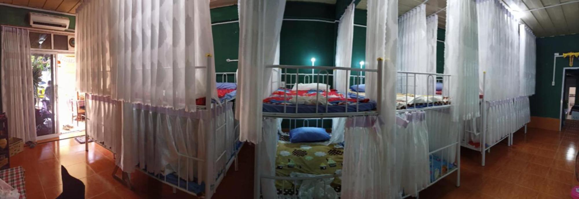 Hostel Neva Paris Pakse Exteriér fotografie